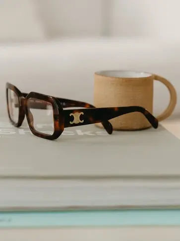 lunettes de créateur à Saint-Jacques-de-la-Lande - image 4