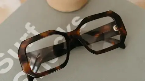 lunettes de créateur à Thorigné-Fouillard - image 2