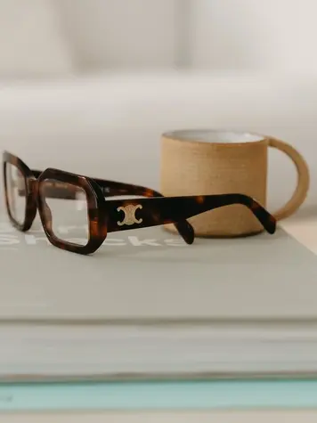 lunettes de vue caroline abram à Centre ville de Rennes - image 3