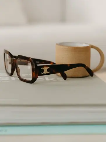 lunettes de vue caroline abram Place Saint-Anne-1