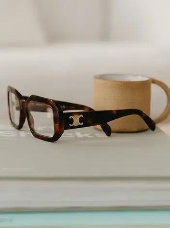 lunettes de vue caroline abram Place Saint-Germain-1
