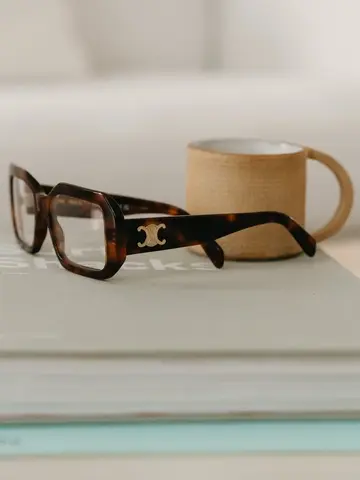 lunettes marque anne et valentin à Cesson-Sévigné - image 2