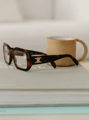 magasin de lunettes de soleil Place Saint-Anne-5