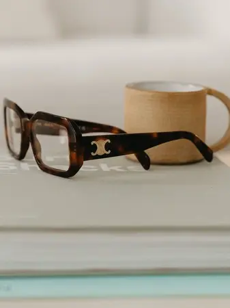 magasin de lunettes à Place Saint-Germain - image 3