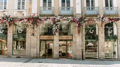 magasin de lunettes Rue Le Bastard-1