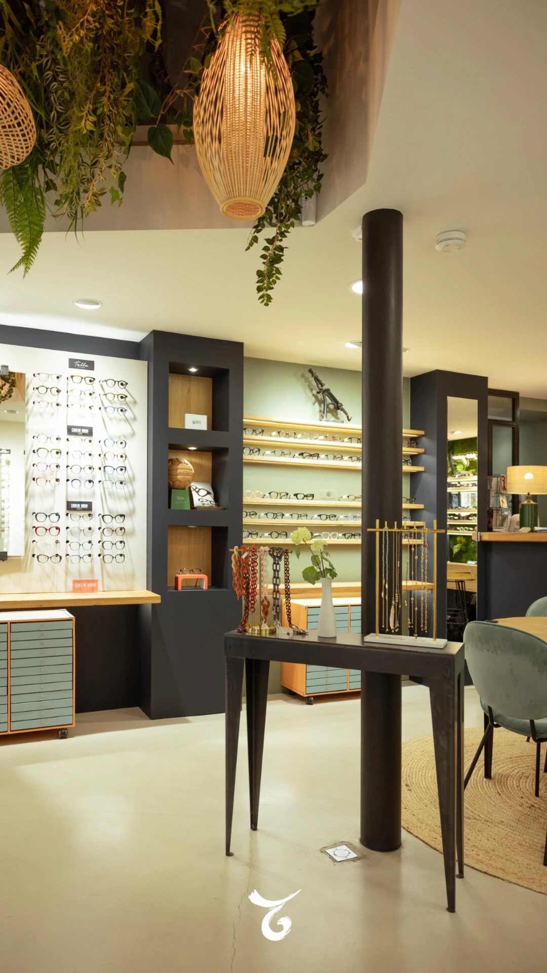 Intérieur du magasin Optique Taillandier à Rennes